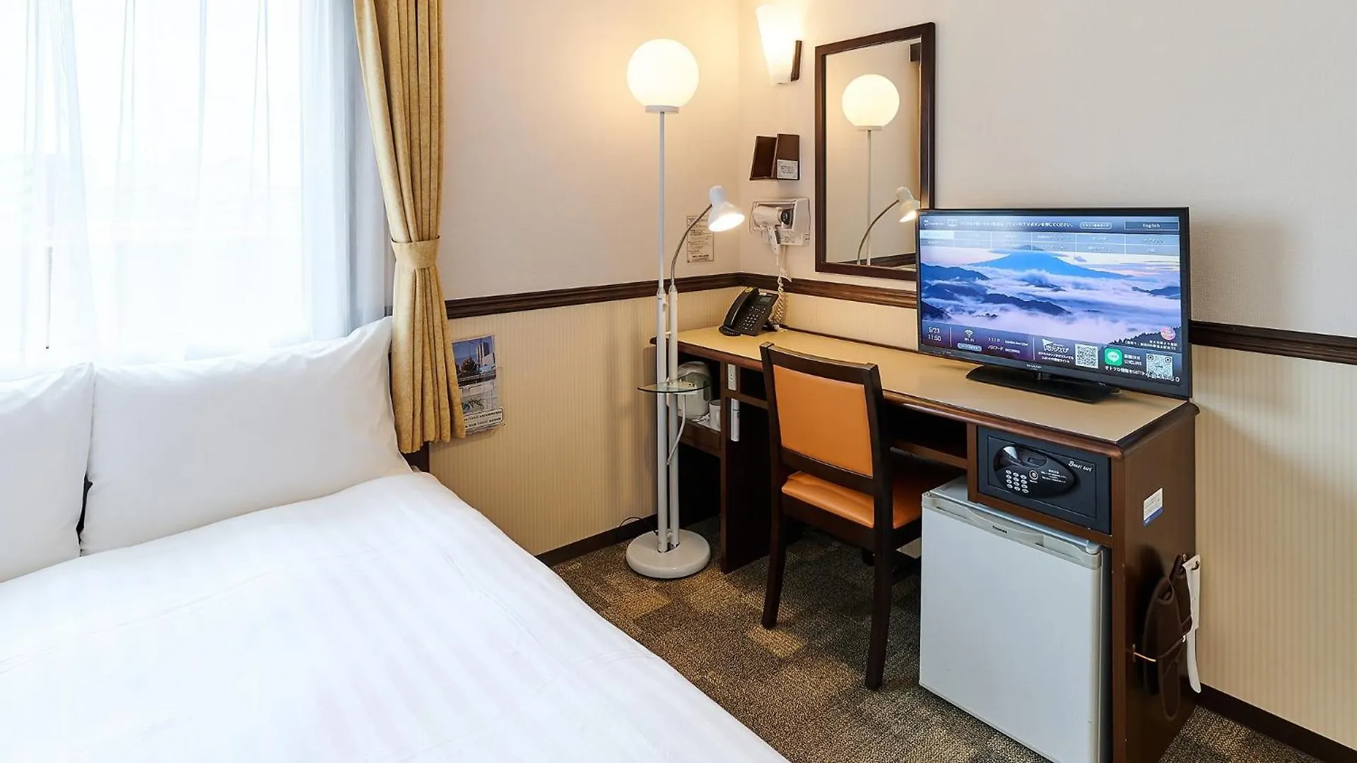 Toyoko Inn Osaka Abeno Tennoji 3*,  Japón
